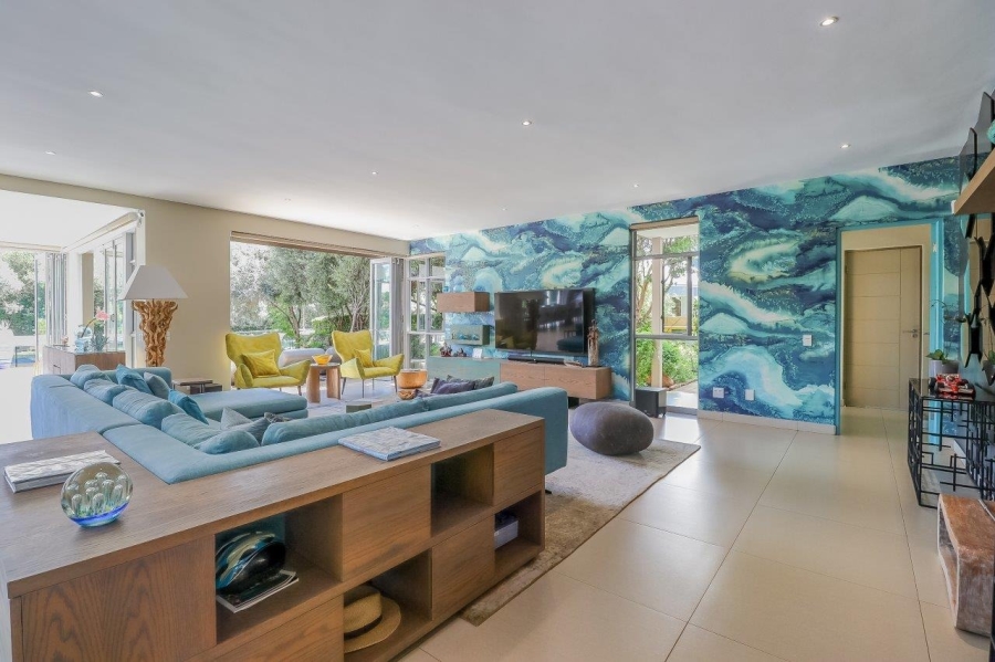 6 Bedroom Property for Sale in The Islands Estates North West